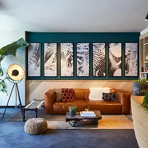 https://queen-a-antwerp.hotelsghent.com