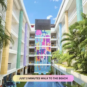 Dash Hotel