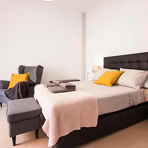 https://rayito-apartments.es-andalucia.com