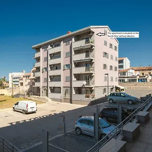 https://gallery-apartment.in-istria.net